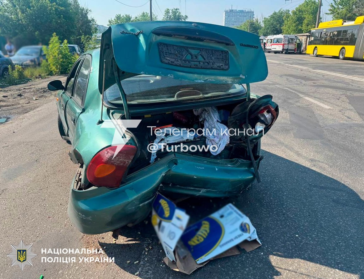 У Києві 21-річний водій спричинив смертельну ДТП за участю п’яти автомобілів