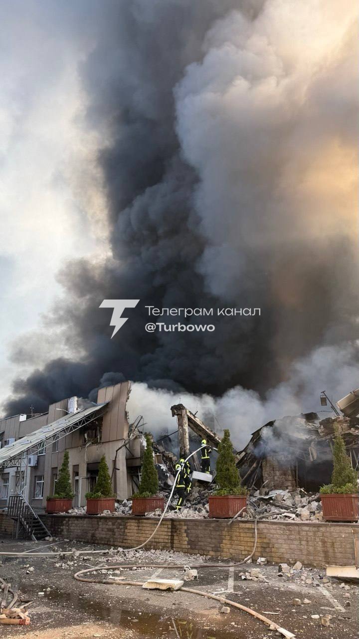 Росія знищила склад інтернет-магазину Moyo.ua у Києві