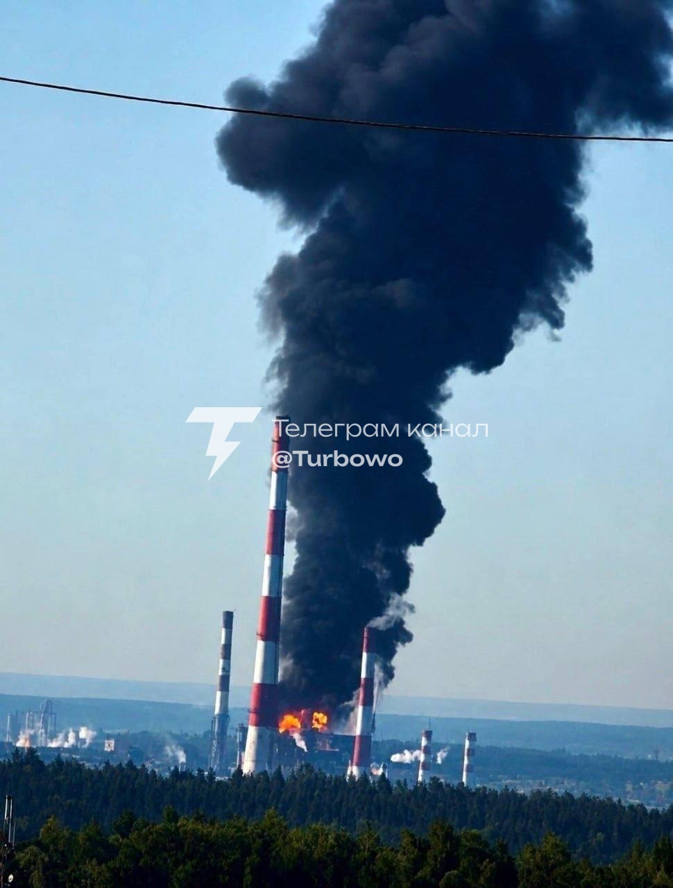 СБУ разом із Силами оборони продовжує завдавати ударів по нафтопереробній…