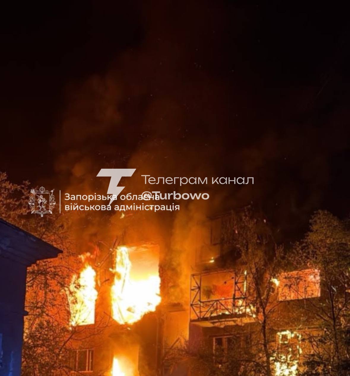 Росіяни вдарили по багатоповерхівці у Запоріжжі В ОВА повідомили про двох…