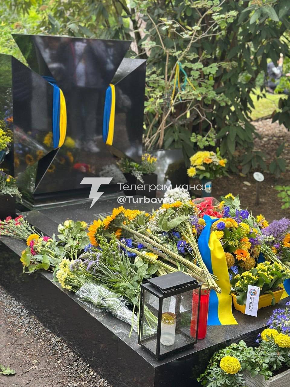 Кабінет Міністрів ухвалив рішення перепоховати в Україні засновника ОУН Євгена…
