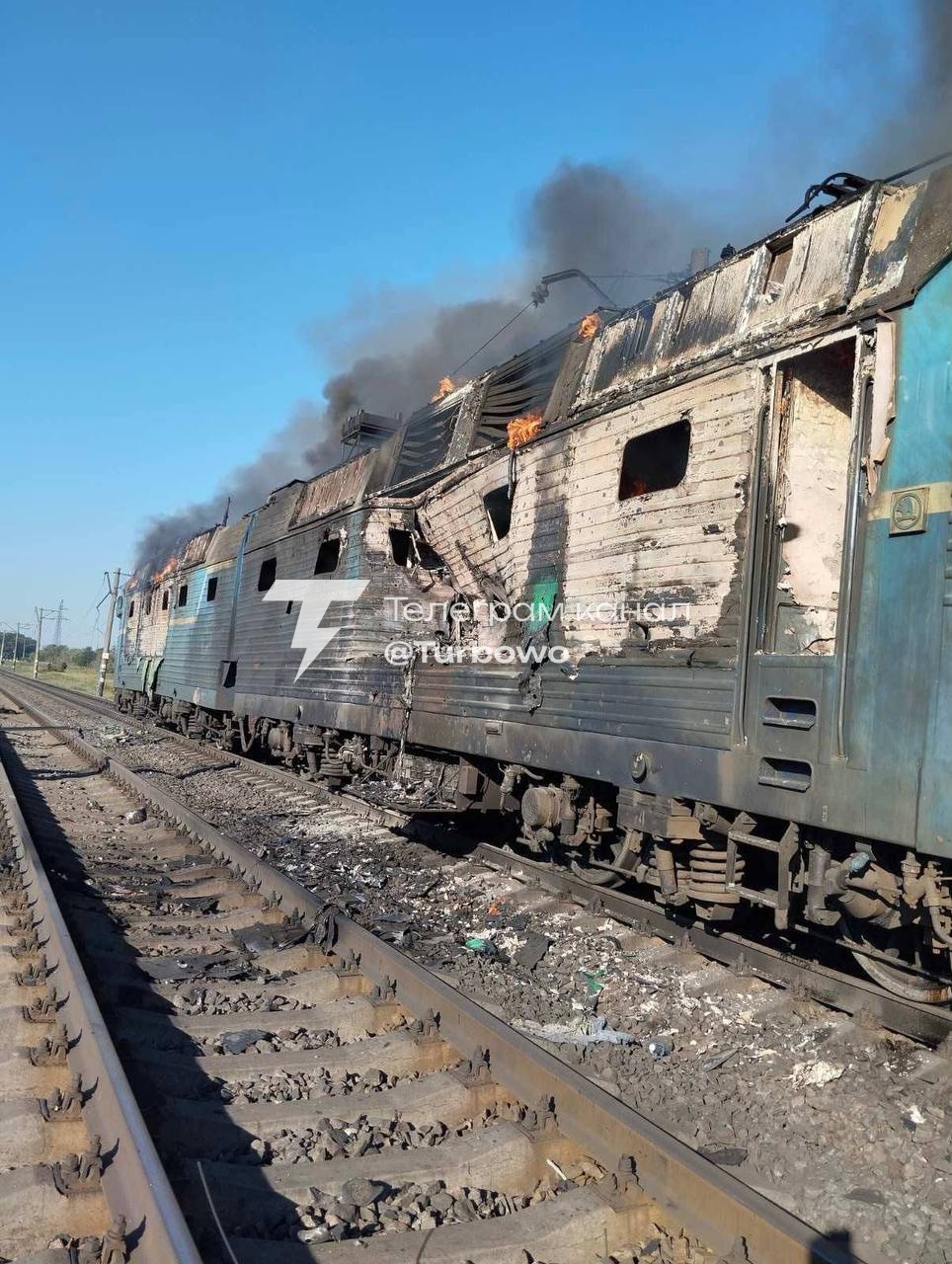 Російський дрон атакував пасажирський поїзд на Запоріжжі Завдяки завчасній…