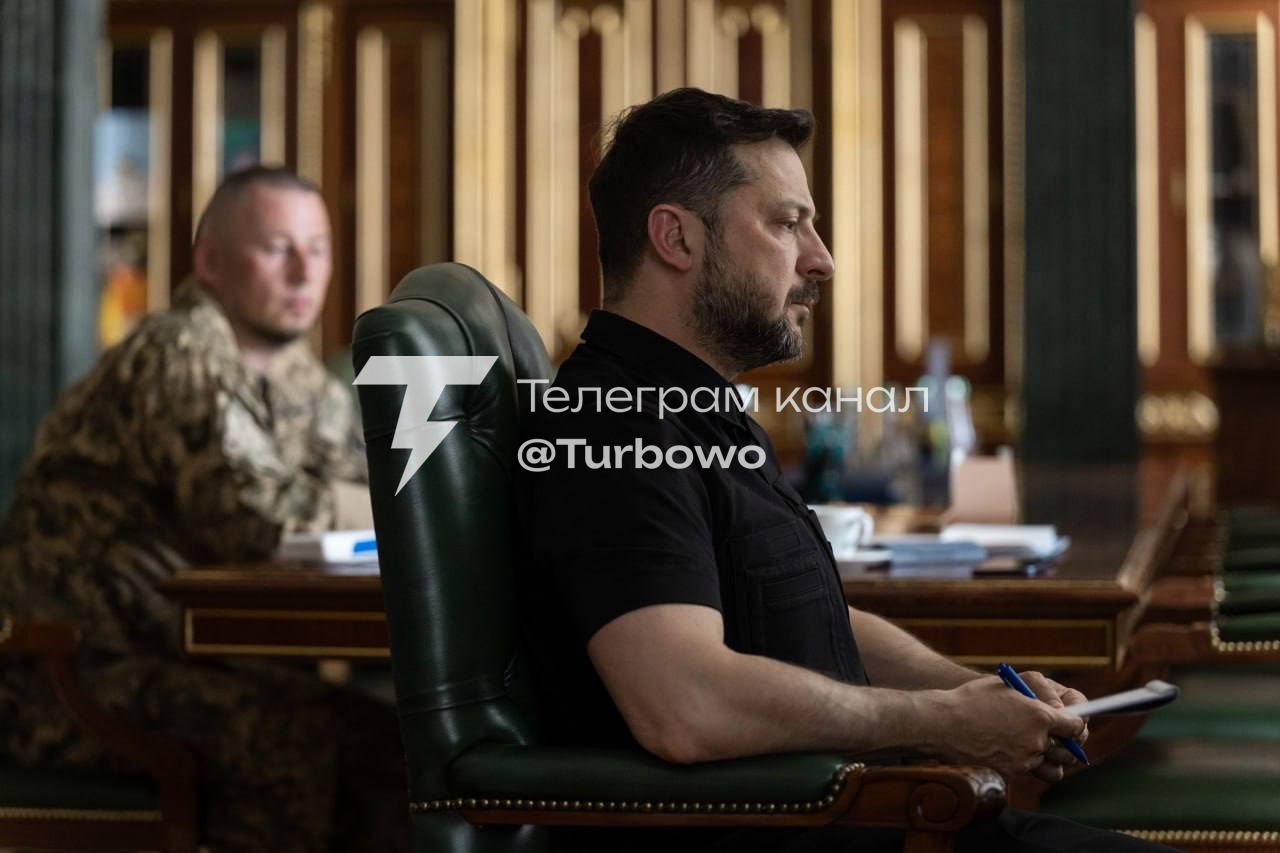 Президент Зеленський готує кадрові зміни у військовому керівництві