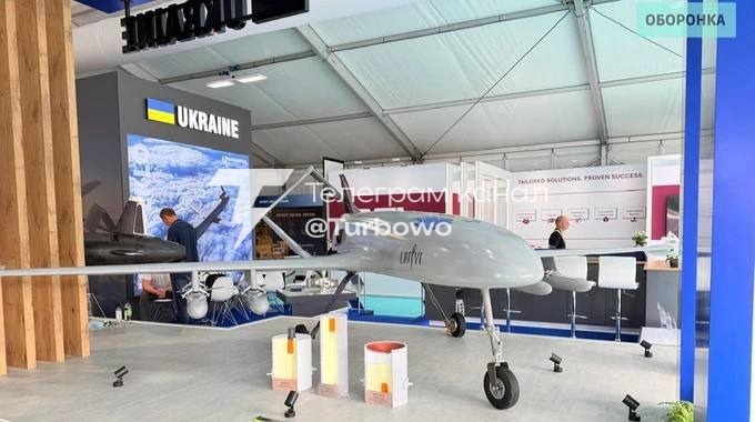 Український дрон «Лютий» озброїли чотирма малогабаритними ракетами класу…