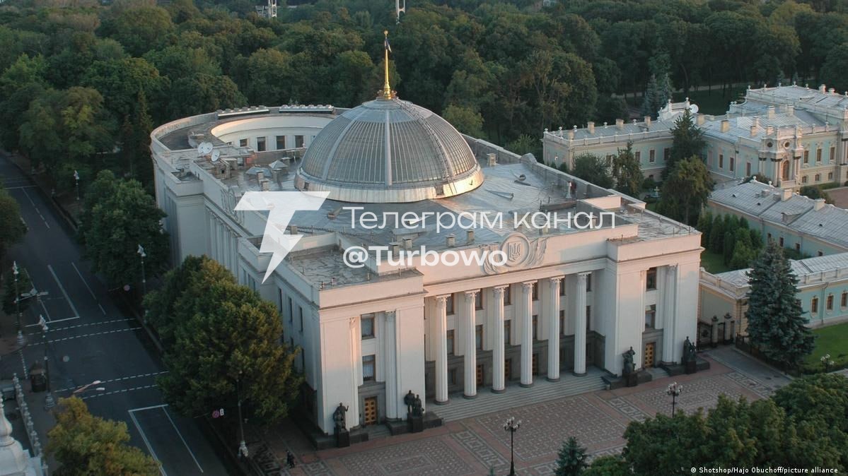 Звільнення Сирського до 18 серпня неможливе з юридичних причин: зазначає…