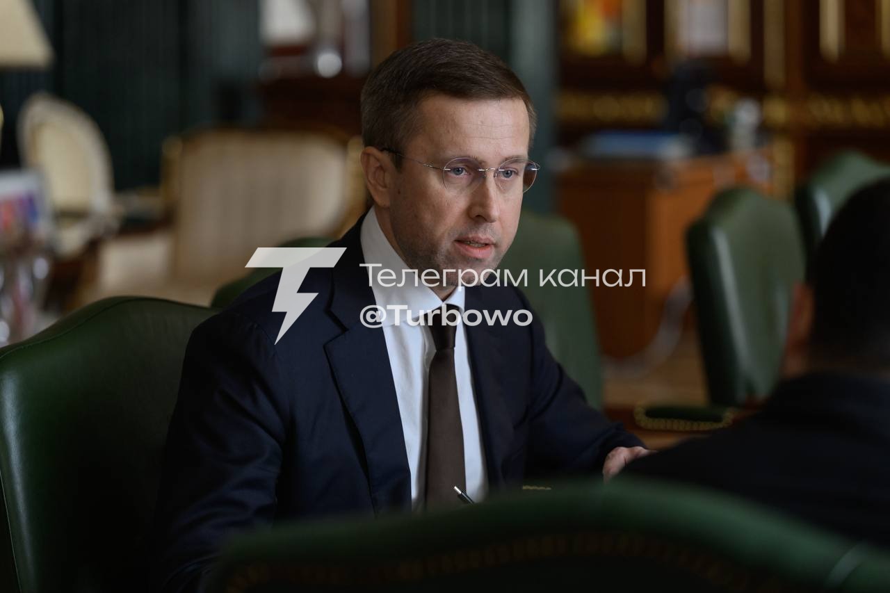 Президент Володимир Зеленський разом із новим прем'єр-міністром Сергієм Корецьким…
