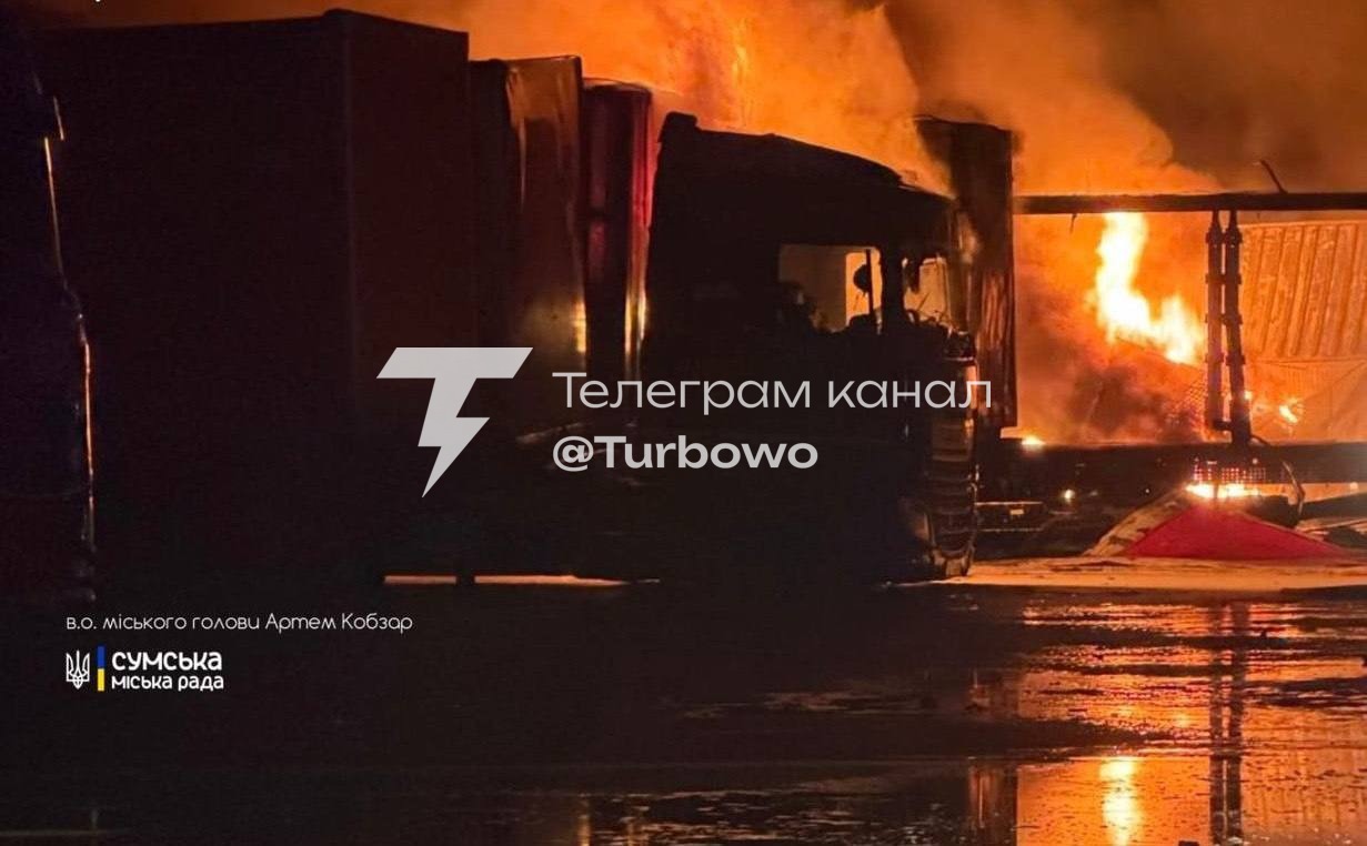 Росіяни обстріляли АЗС та багатоквартирний будинок у Сумах: двоє людей загинули…