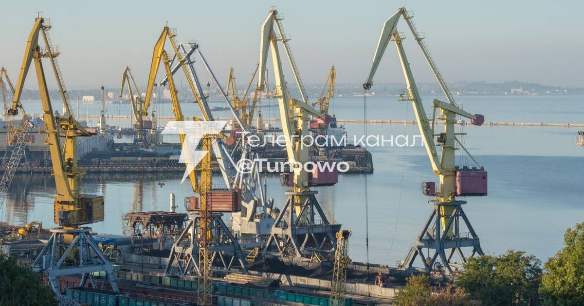 Україна стикається з експортною кризою через блокаду портів