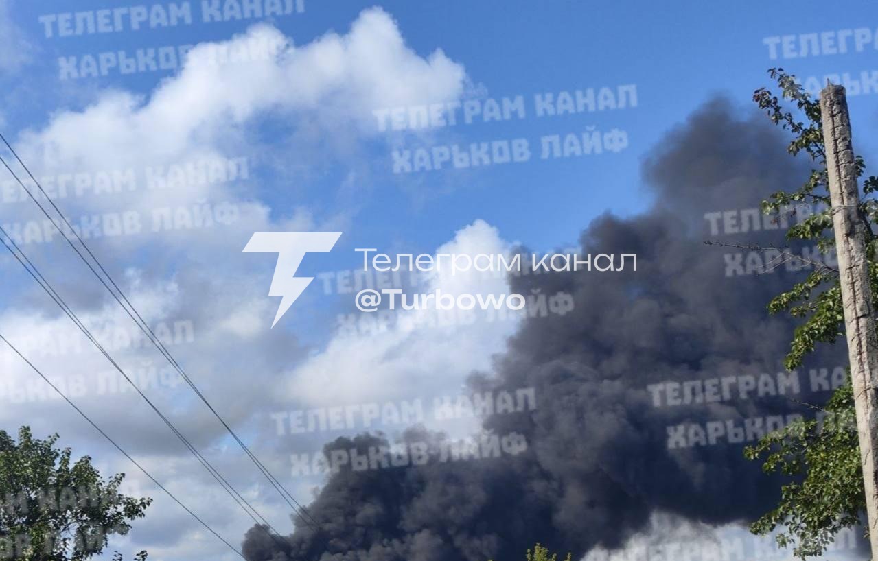 У Харкові приліт по багатоповерхівці: на місці сильна пожежа, —…