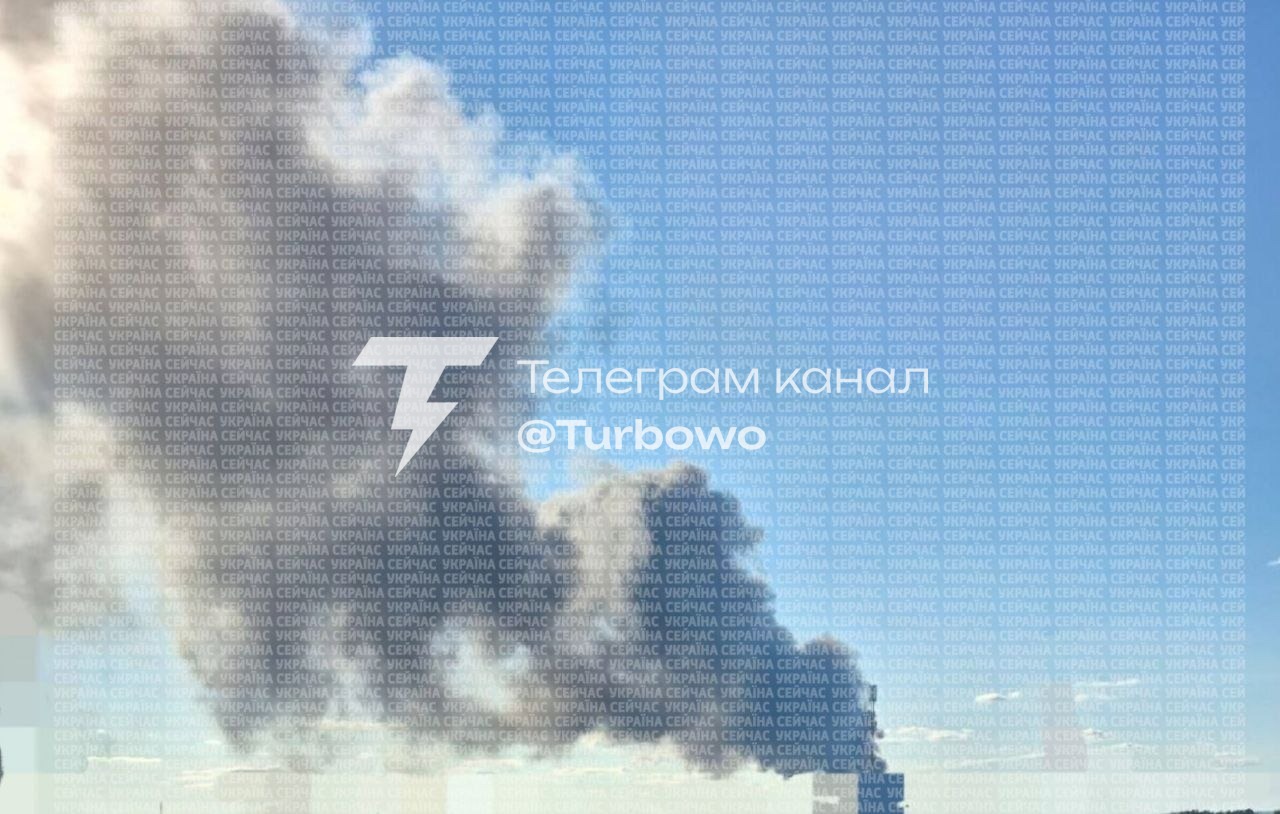 У Павлограді почалася масштабна пожежа після влучання російського БпЛА