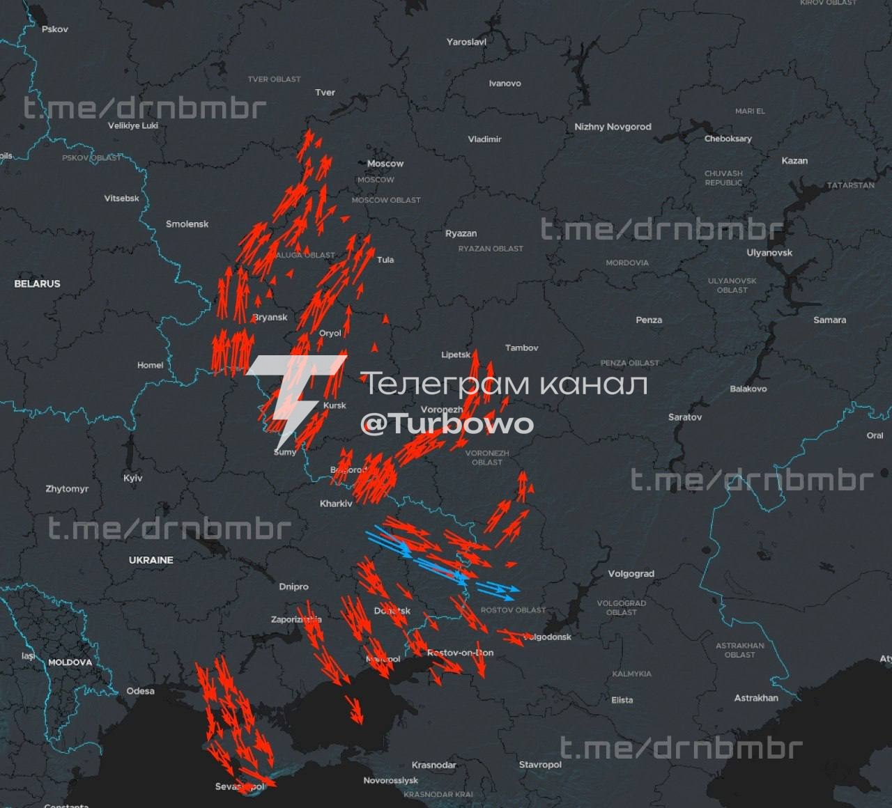 Цілі групи дронів вже на підльоті до Москви: сьогодні близько 400 (!)…