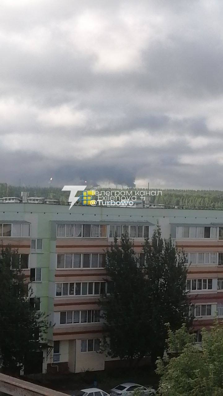 Знову під атакою українських дронів НПЗ у Нижньокамську, Татарстані