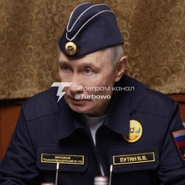 Путін сьогодні натягнув пілотку та пригрозив знищувати європейські судна в Тихому…